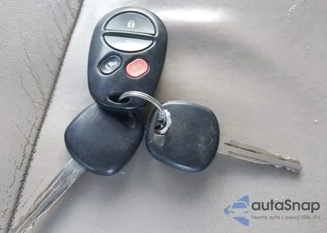 2007 Toyota Sienna Xle z USA, uszkodzony, nr VIN 5TDZK22C47S027570